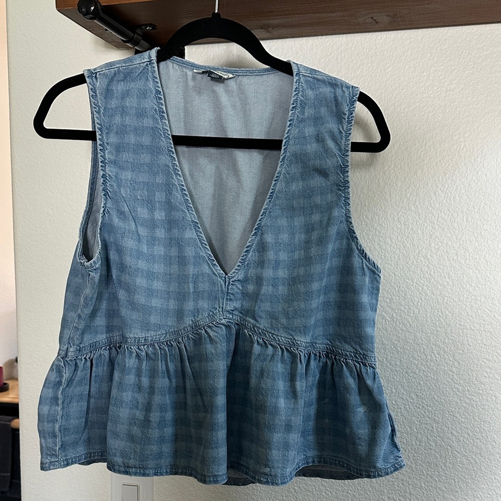 American Eagle Blue Sleeveless Checkered Top